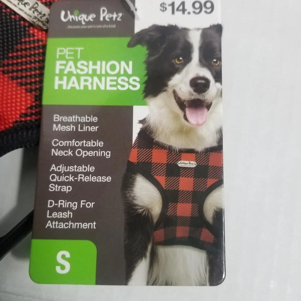 NWT UNIQUE PETZ RED AND BLACK PLAID DOG HARNESS SIZE SMALL